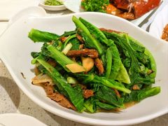 方鱼炒油麦菜-香港新发烧腊茶餐厅(书城店)