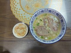 -一间楼牛羊肉泡馍馆(东一路店)