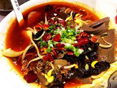 -渝是乎酸菜鱼·川渝小炒(新世界百货望京店)