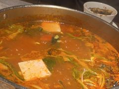 -野山舂·贵州现舂酸汤牛肉(民生路店)
