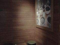 -星巴克臻选(呼和浩特维多利摩尔城店)