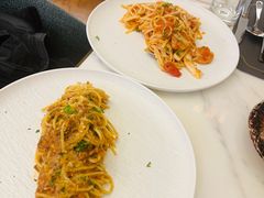 -华凌牛庄西餐厅(乌鲁木齐华凌美爵大饭店)