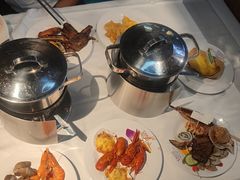 -领鲜活海鲜榴莲自助火锅(东门店)