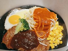 -汤姆家的牛排意面披萨(新城市广场店)