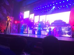 -工人俱乐部剧场杂技表演