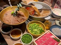 -巴奴毛肚火锅(二七万达店)