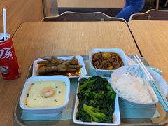 -老乡鸡(上海品尊国际中心店)