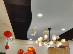 -休记光头香辣蟹干锅(绵竹店)
