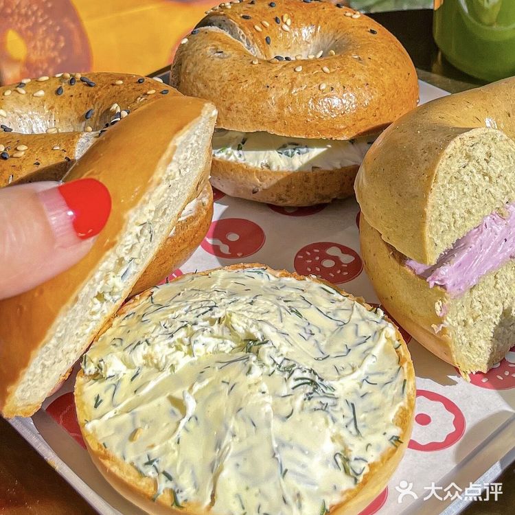 上海新开的贝果专门店！！面包脑袋狂喜！