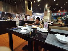 -茂名熹龙国际大酒店(人民广场高铁站店)