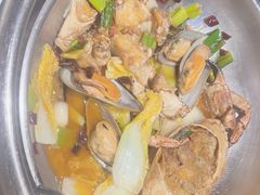 -七欣天香辣蟹火锅(上海银亿滨江店)