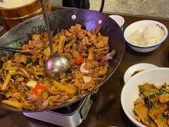 -富正毅三下锅·湘西韵味(天门山索道店)