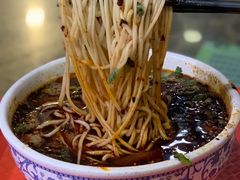 -吾穆勒蓬灰牛肉面·清真(北滨河中路店)