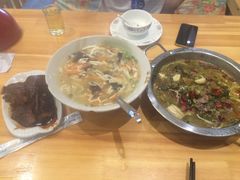 -乌镇那一年小院主题餐厅(甘泉西路店)