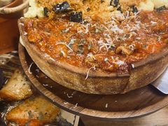 -Dragon Pizza•圆脸龙披萨·牛排餐厅
