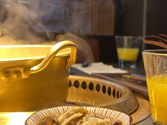 -铭牛烧肉·和牛海鲜自助(高新月牙湖店)