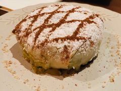 鸡肉杏仁卷-Tajine Moroccan塔金摩洛哥中东餐厅