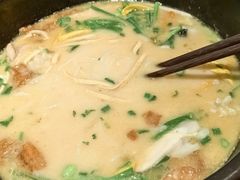 -银米·云南传统过桥米线(双廊黑金冠店)