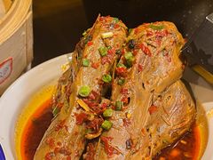 -佬牌火辣辣衢州特色菜(皇冠总店)