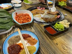 -齐齐哈尔兄弟烤肉(湖山美地店)