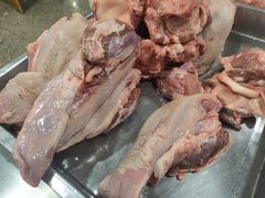 -标记美食新鲜猪杂(兴南大道店)