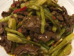 酸菜炒牛肉-客家汇·客家传承菜(水库店)