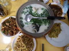 -天乐农家鱼头王(天目湖店)