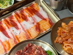 -围炉肉舍•炭烤活鳗•丹东海鲜烤肉(步行街店)