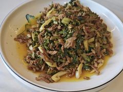 雪菜牛肉丝-食光慢宴·安吉土菜馆