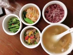 -巍阁高端月子会所