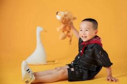 -江阴偶来路儿童摄影(江阴市新体育中心体育场店)