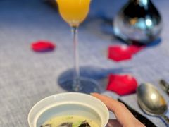 -弦月窗LUNETTE BY AMANDA(复兴路店)