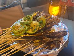 -何师烧烤Pro ·江湖川菜·小龙虾·精酿(太古里旗舰店)