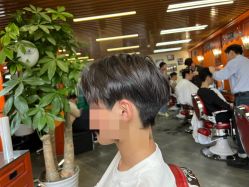 -米娜男士新国潮理发馆