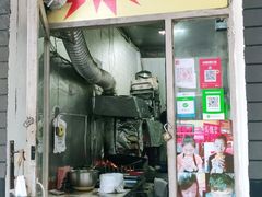 门面-小红车炸蛋葱油饼