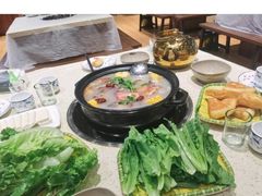 -九寨沟特色牦牛肉汤锅