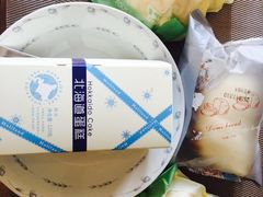 -好利来(高新枫叶广场店)