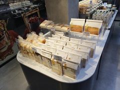 -超港·蛋糕面包(龙河路店)