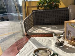 -Line 咖啡(石厦花园店)