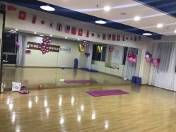 -亚太瑜伽普拉提学院