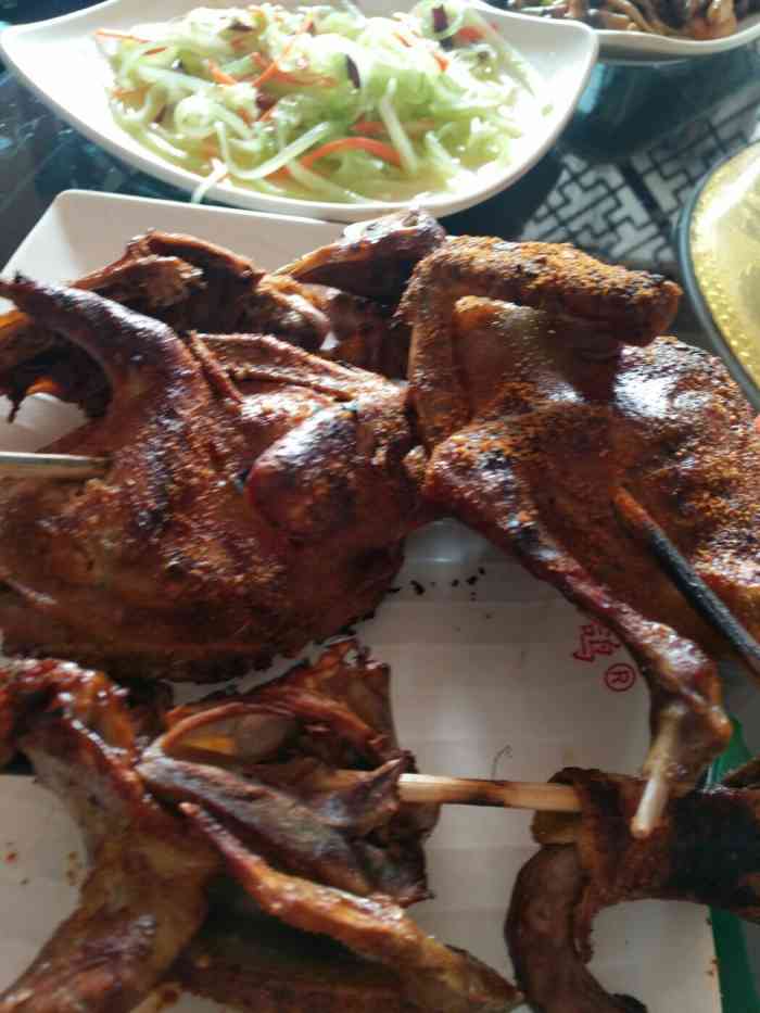 姜山乳鸽(莱西店)