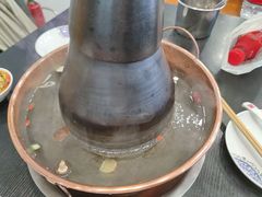 -楼外楼大刀肉传统火锅(西安大路店)