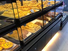 面包甜点陈列柜-丽莎蓓甜CAKE生日蛋糕·动物奶油(石家庄店)