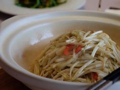 砂锅白芹-名豪品鲜荟(云亭店)