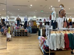 -优衣库(广州番禺万达广场店)