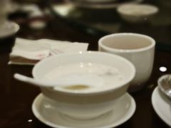 -广州中心皇冠假日酒店·百粤楼