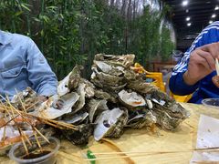 -蚝哥花姐湛江烤生蚝(美丽湾市场店)