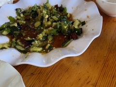 -粘豆包柴火铁锅炖
