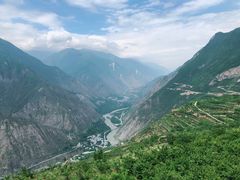 -萝卜寨羌文化生态旅游区