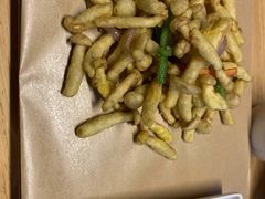 翠花炸鲜蘑-关东小磨东北菜(上海长风大悦城店)